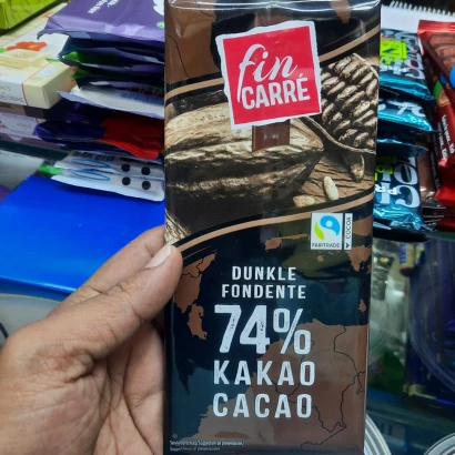 Fin Carre Dunkle Fondente 74% Cacao Chocolate Bar 100gm